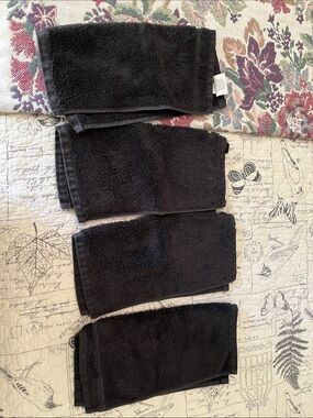 Threshold Black Wash Cloths - Set of 4